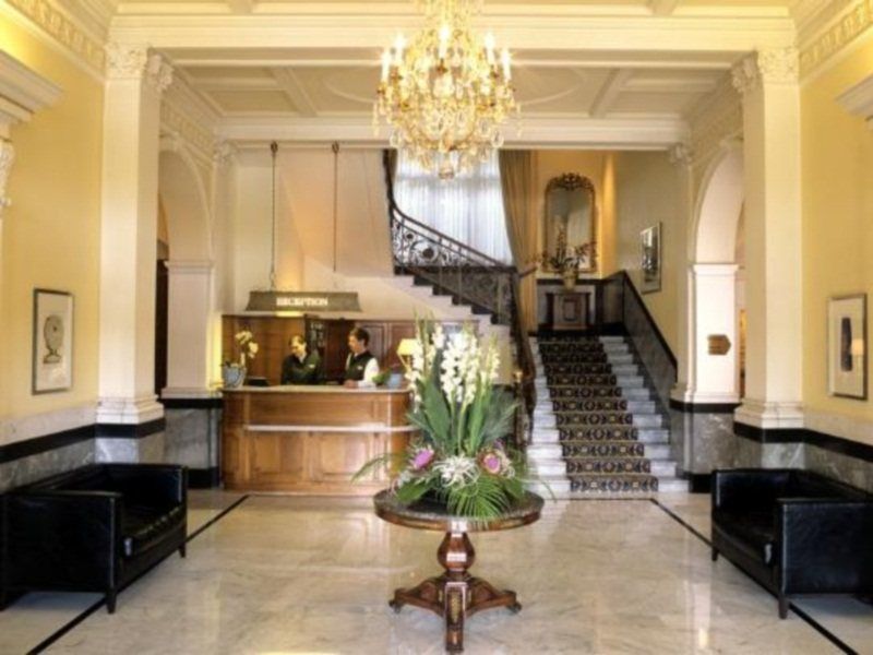 La Réserve Eden Au Hotel